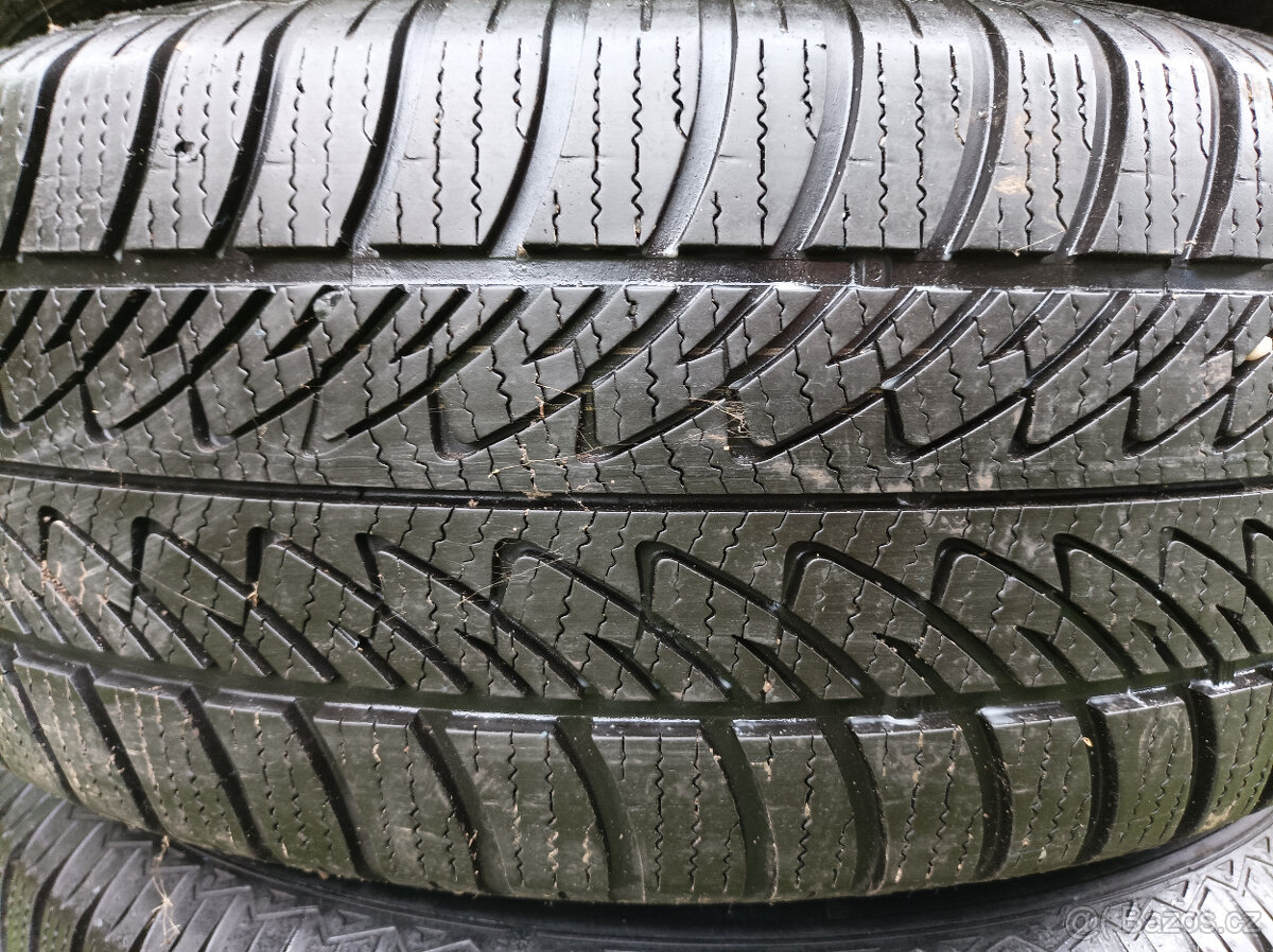 Zimní sada Audi Q7 R18 5x112 Goodyear 255/60/18 - 10