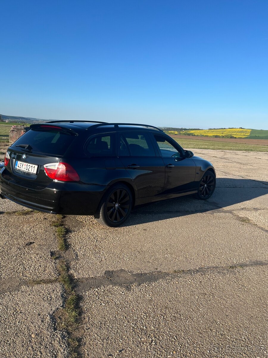 BMW e91 325i 160kw - 10