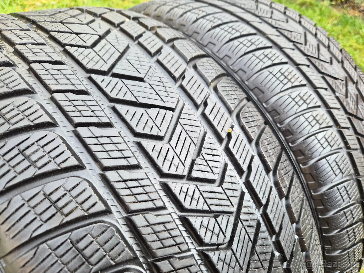 2x Zimní pneu Pirelli Scorpion Winter - 275/45 R20 XL - 90% - 10