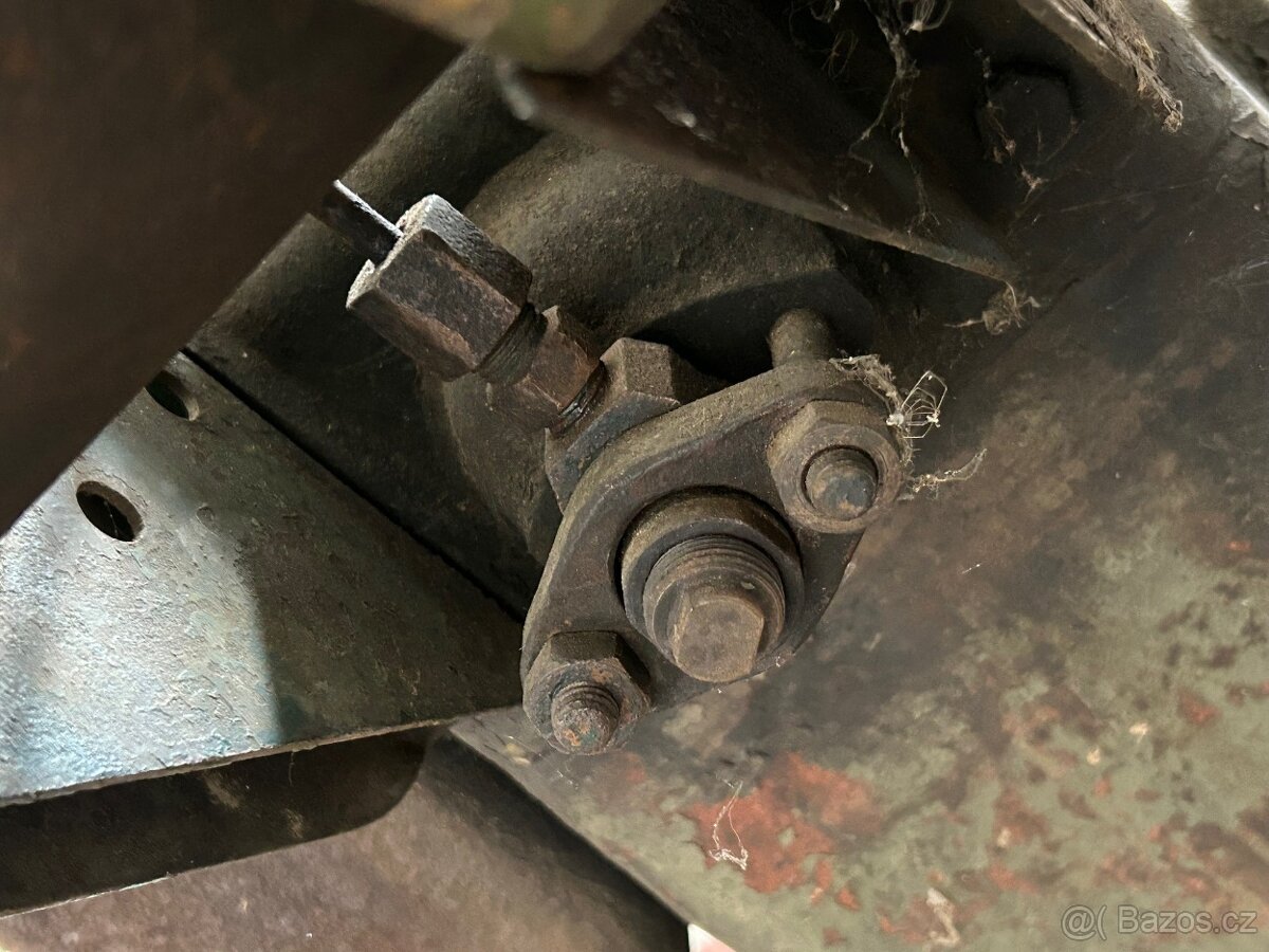 Stabilní motor SLAVIA DIESEL 8 koní - 10