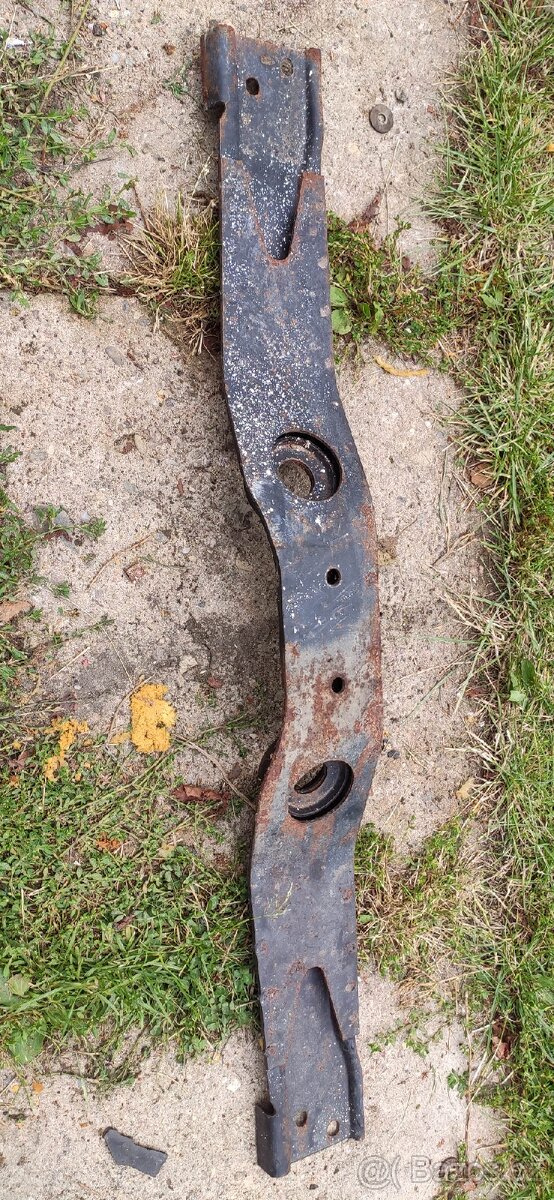 Příčka převodovky škoda 120l - 10