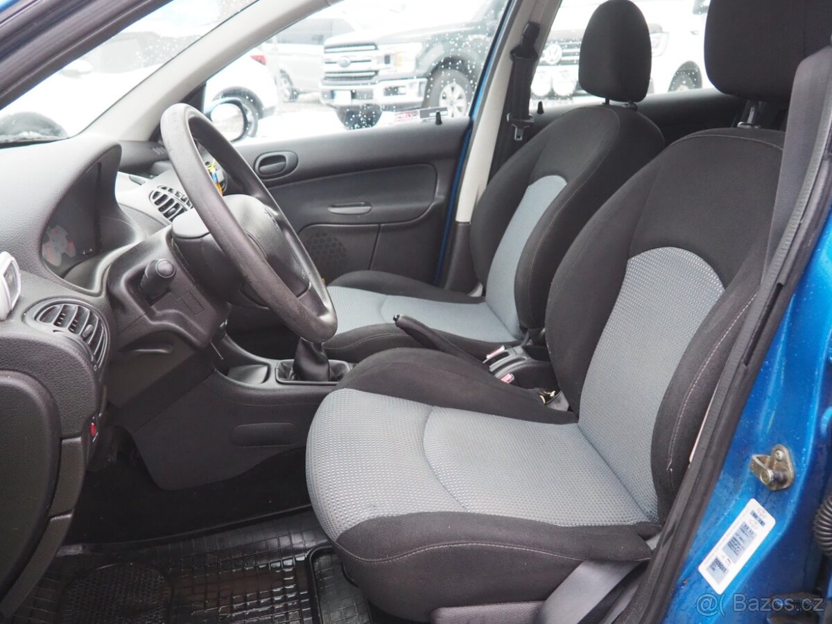 2004 Peugeot 206 1.1i 44kW Nová TK - 10