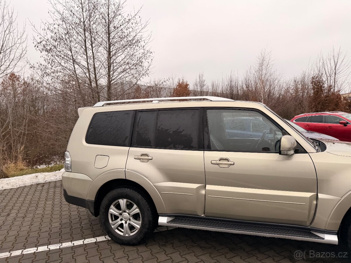 Mitsubishi Pajero Wagon 3.2 118kw - 10