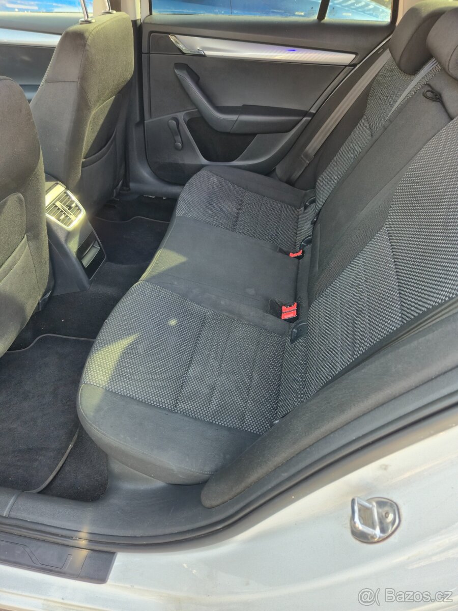 Octavia 3 1.4 tsi - 10