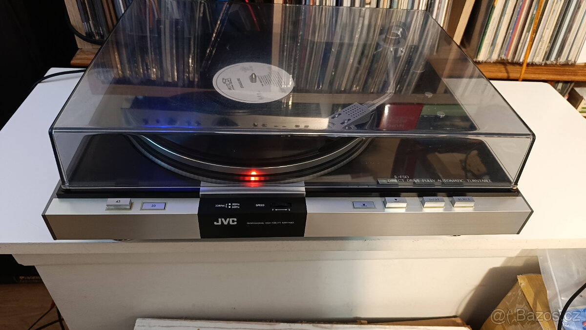 JVC JL-F50 Stereo Full Automatic Turntable (1977) - 10