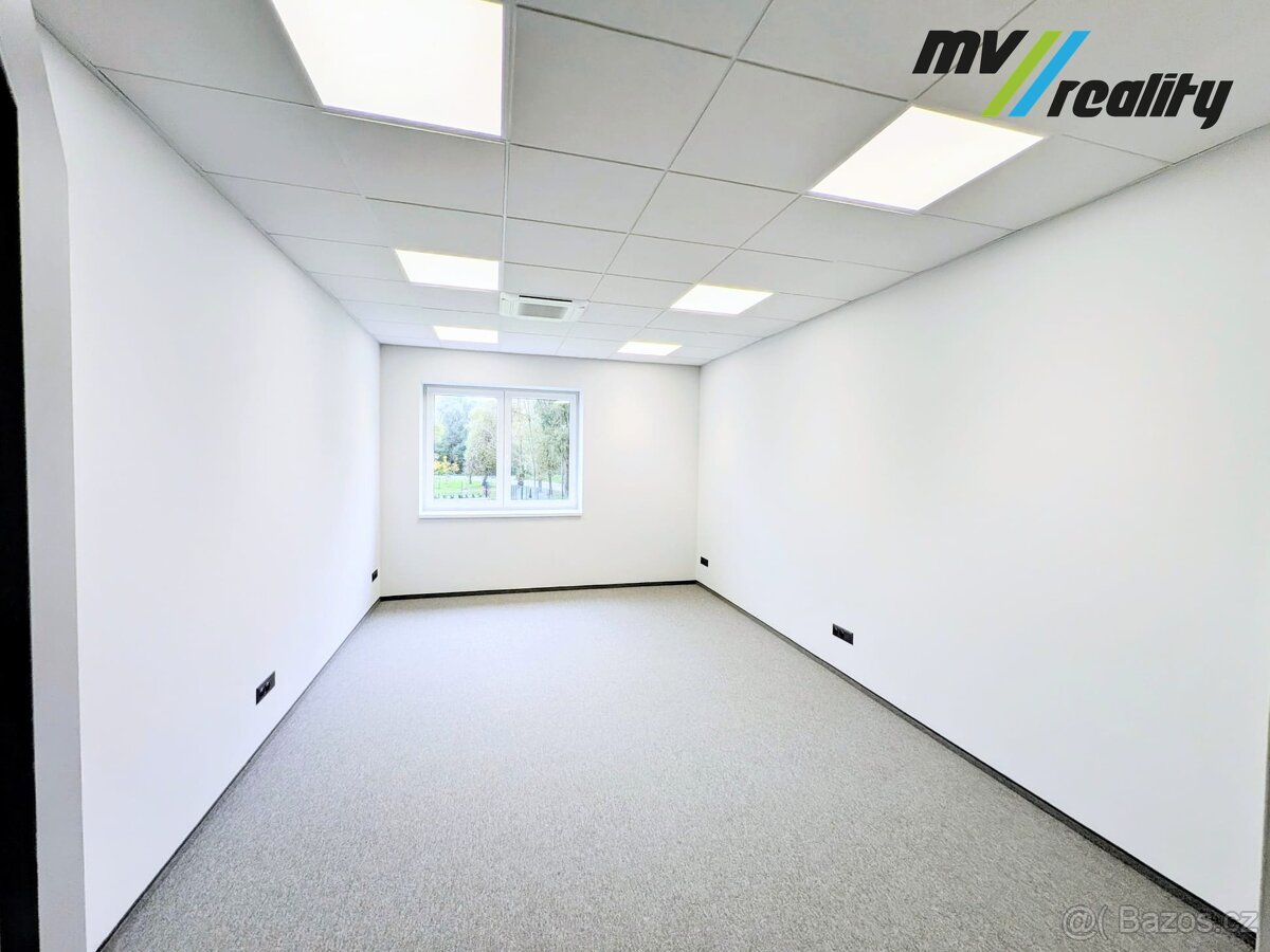 Milovice, pronájem moderních kanceláří o velikostech 20,5 m2 - 10
