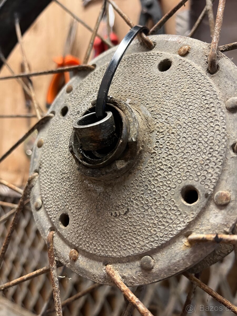 Přední kolo babetta 228 - 10