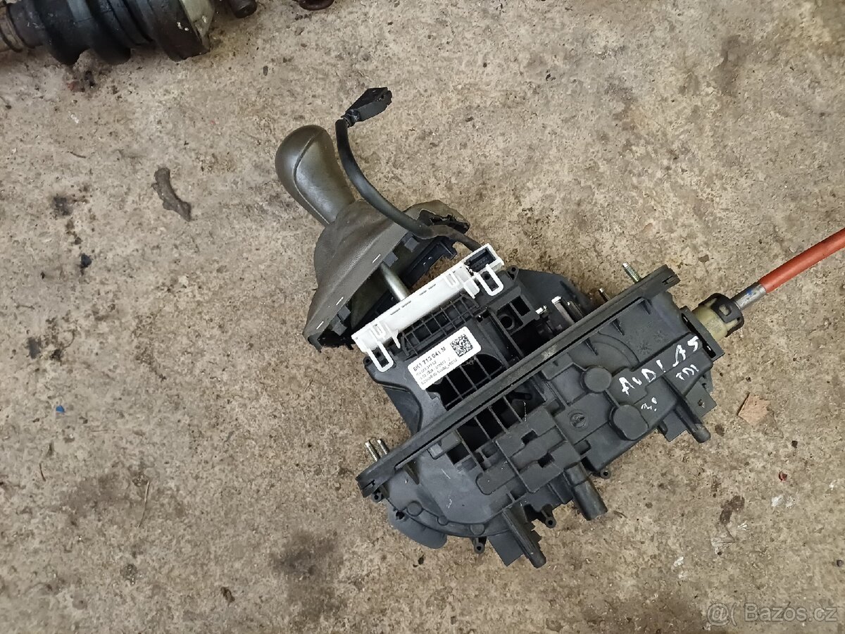 Zbytek dílů na Audi a5 coupe 3.0 tdi - 10