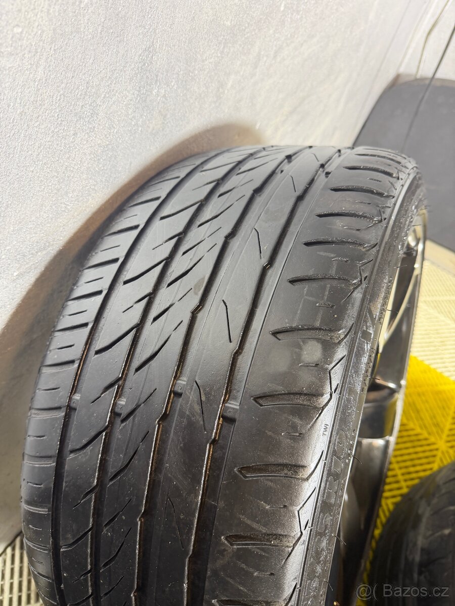 Audi rotor 9J et33 r19 - 10