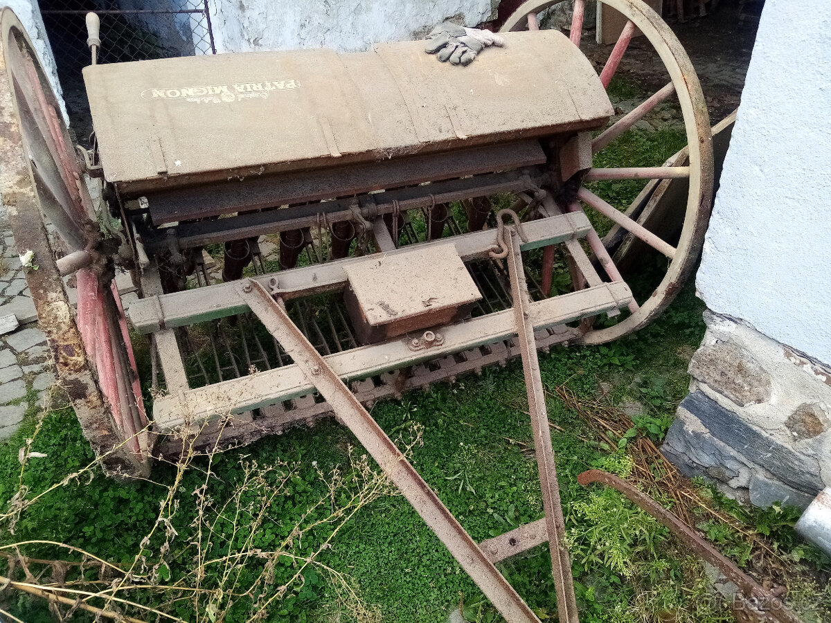 Secí stroj Patria pignon - 10