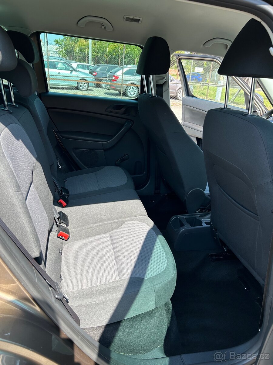 ŠKODA YETI 2.0 TDI SERVISNí KNIHA jen ŠKODA 126.170 km - 10