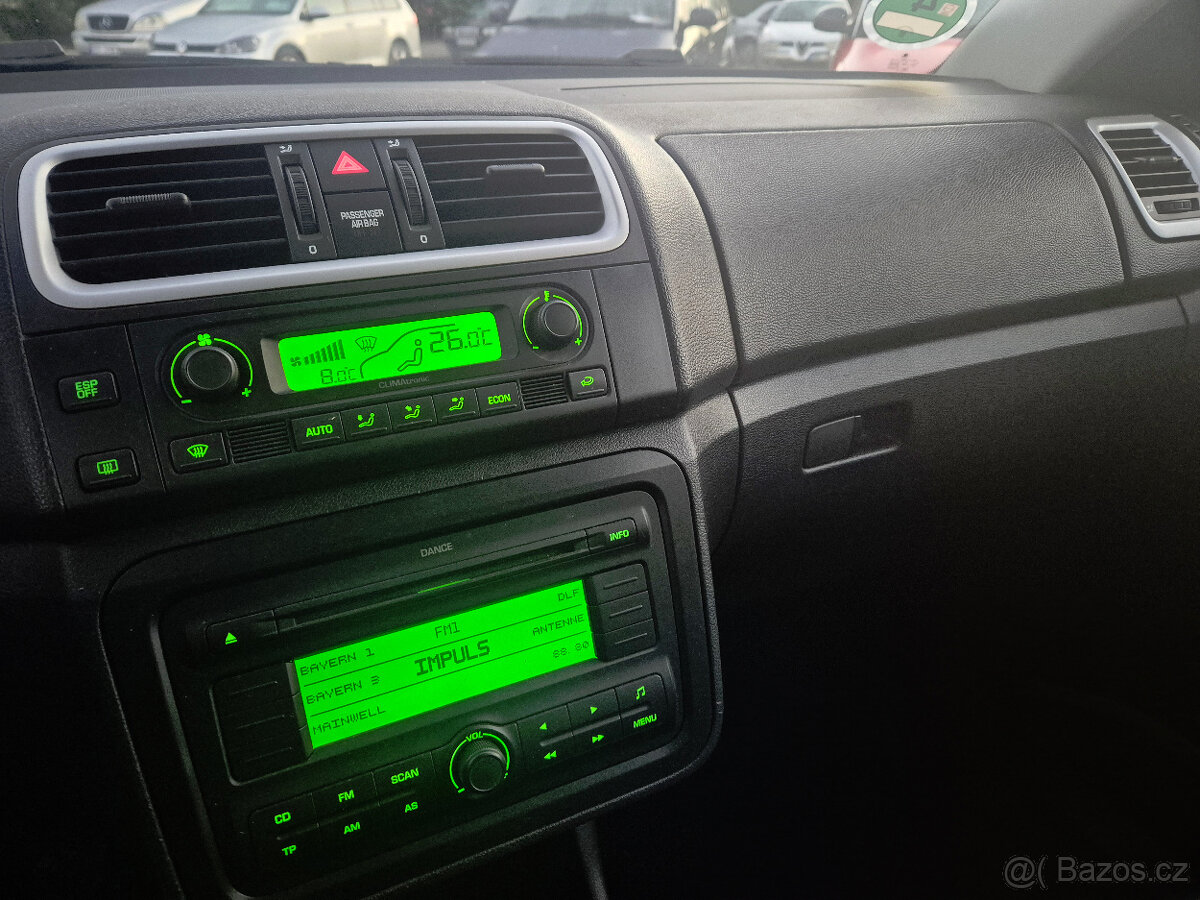 Škoda Fabia II 1.4 16V 63kW, NOVÁ STK - 10