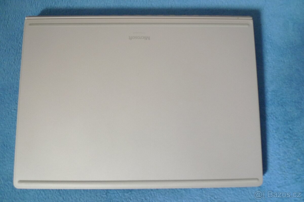 Microsoft Surface Book 2 - 10