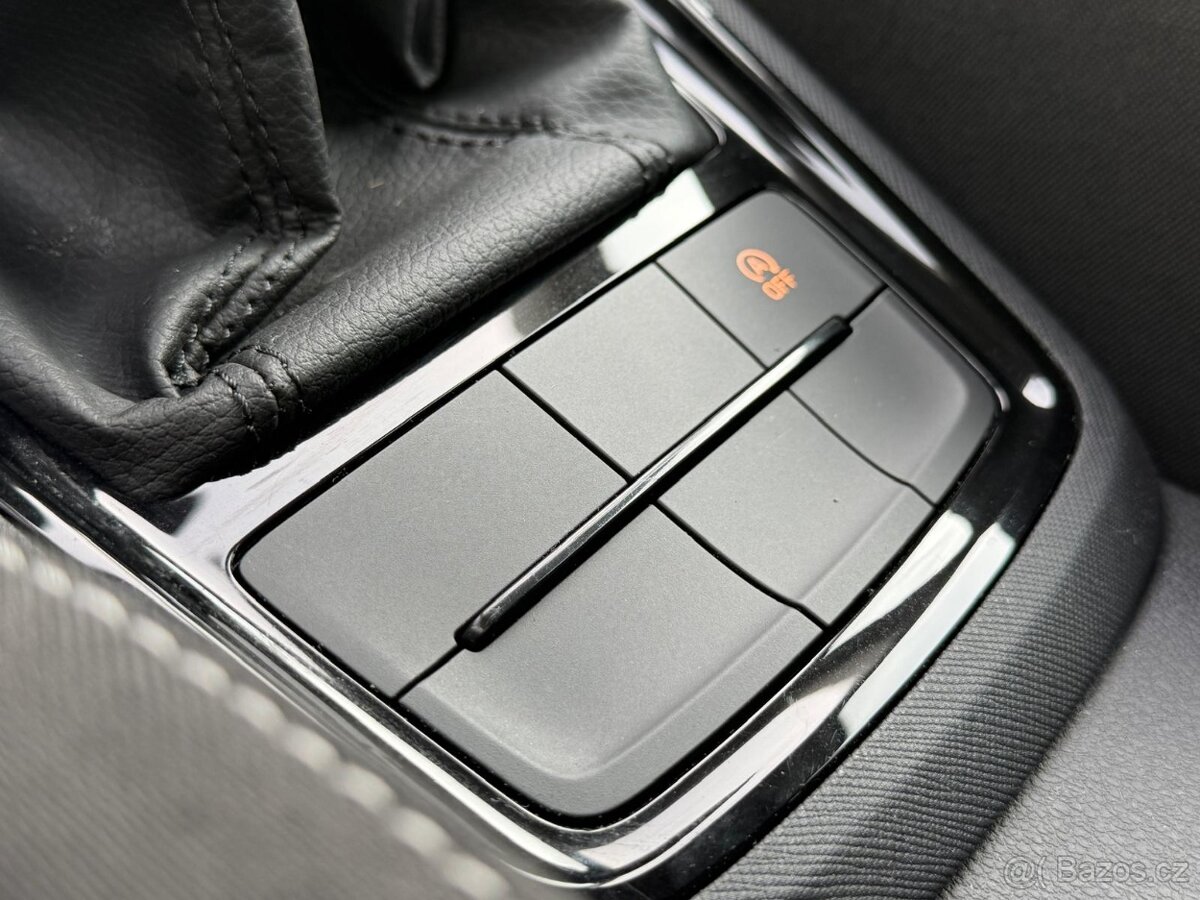 Škoda Scala Selection 1,0 TSI 85 kW 6° MP | 5 let záruka - 10