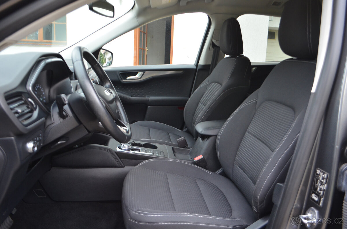 PRODÁM FORD KUGA TITANIUM 1.5TDCI 2021 AUT. NOVÝ MODEL - 10