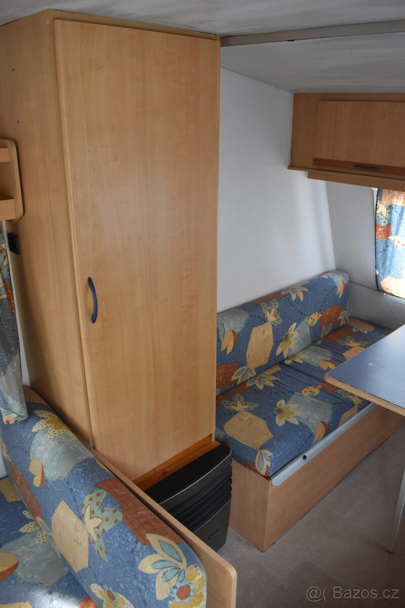 Obytný přívěs Caravelair Silver 390 - 10