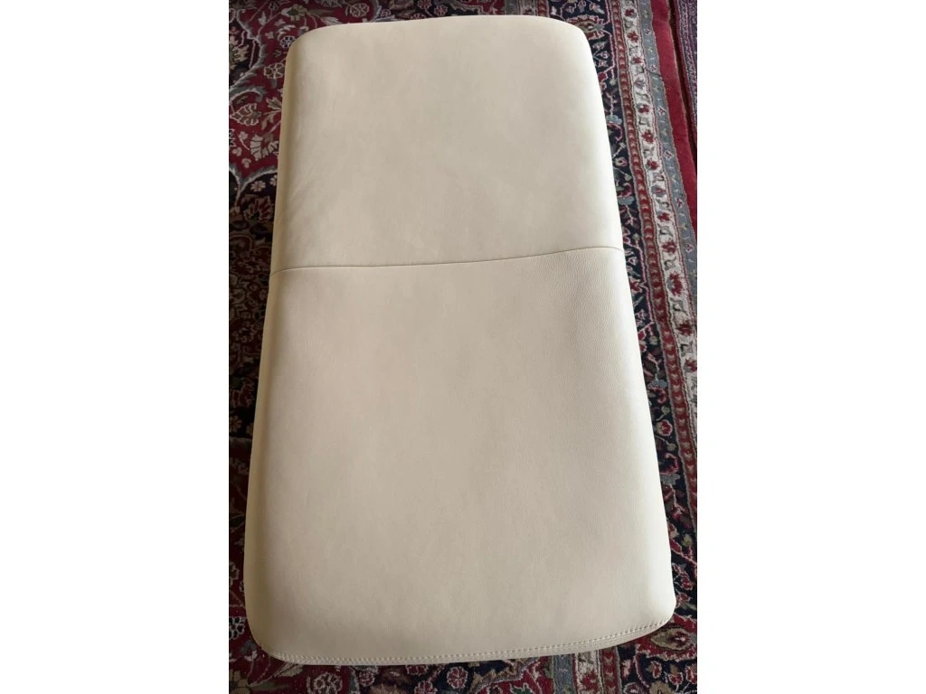 Moderní rohová kožená sedací souprava + taburet,3221 - 10