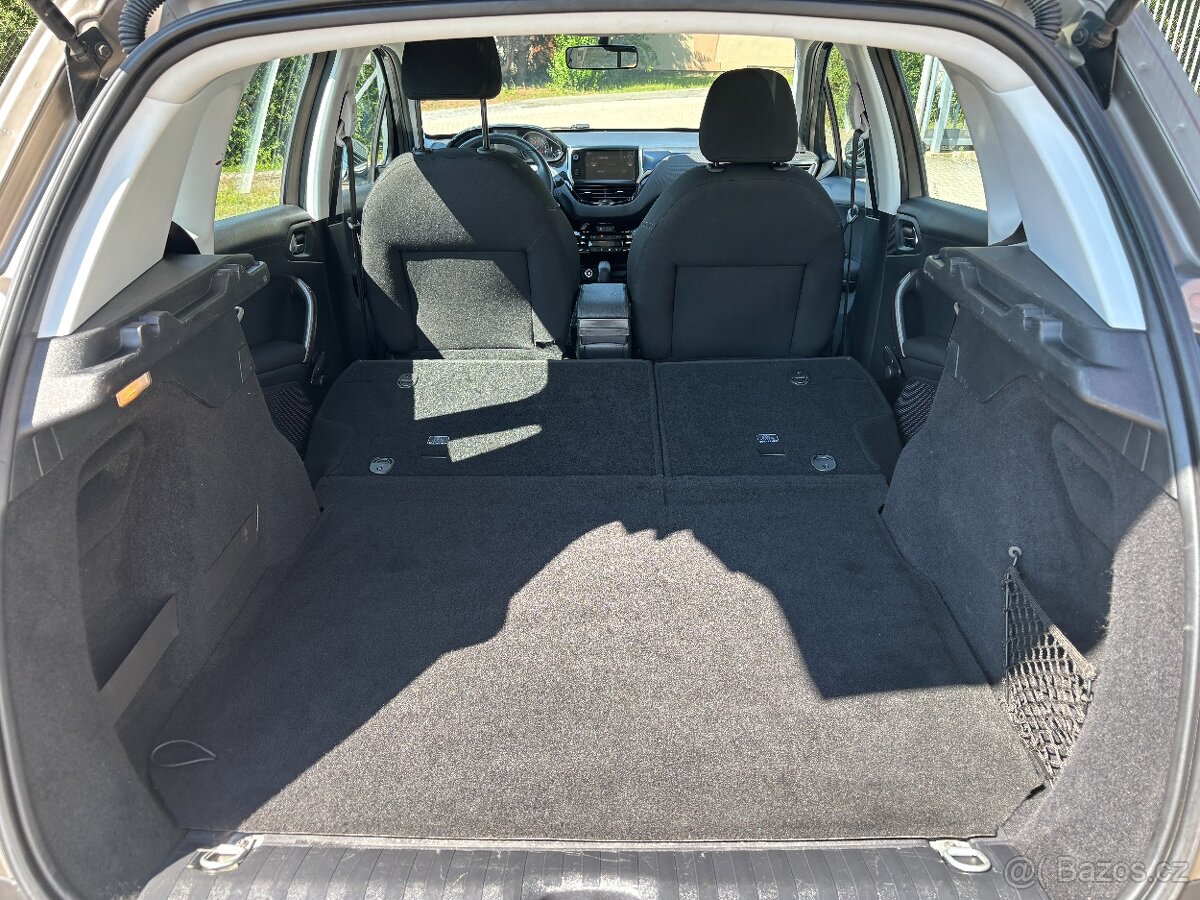 Peugeot 2008 1.2i 60kw, nová TK do 06/2027 - 10