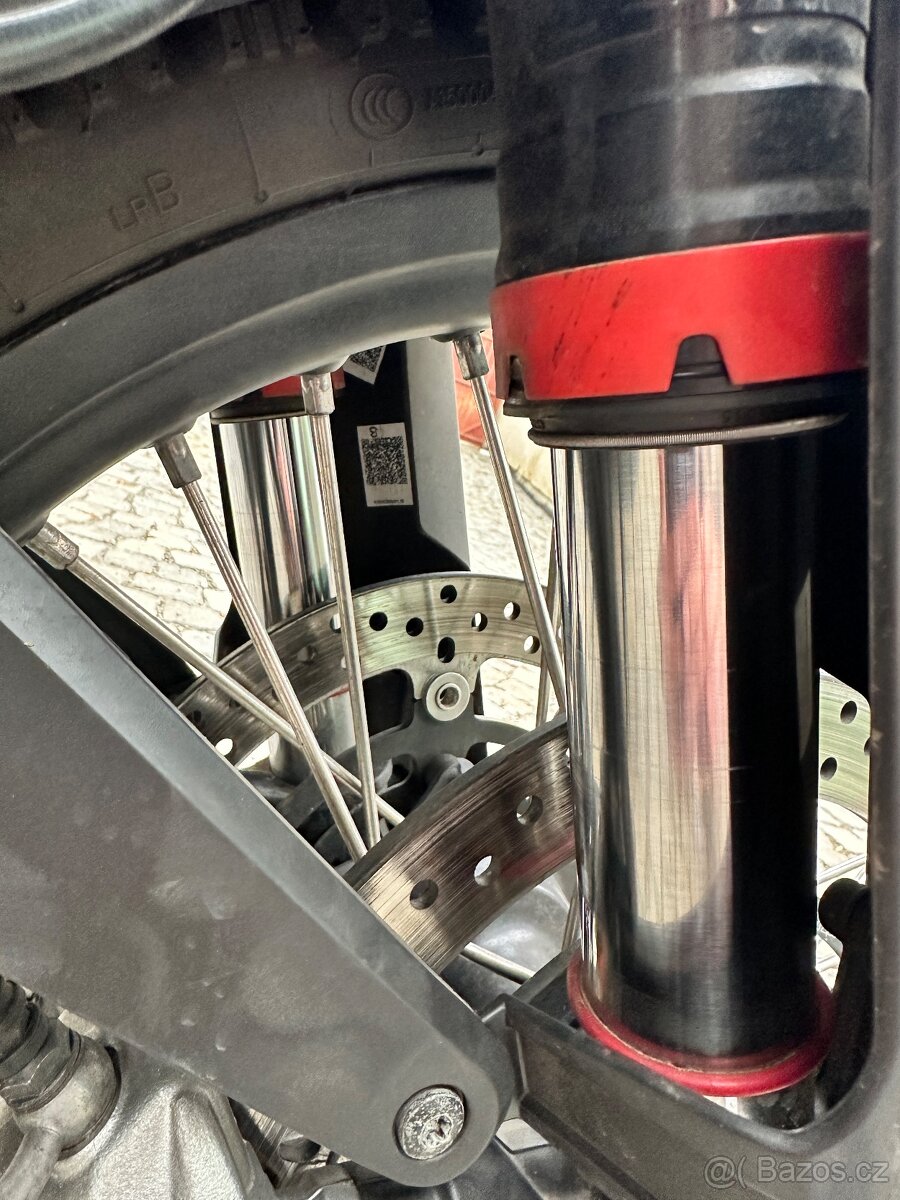 KTM 890 Adventure S - 10