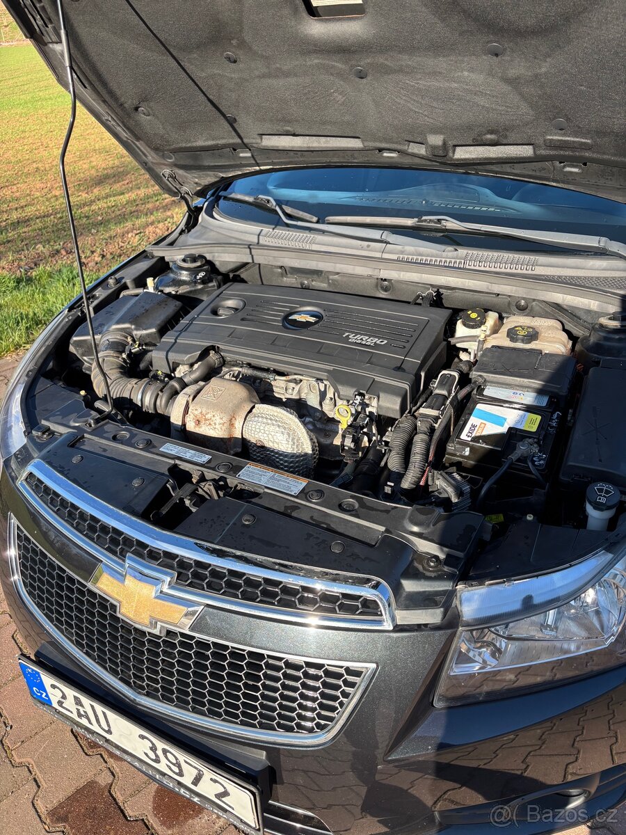 Chevrolet Cruze - 10