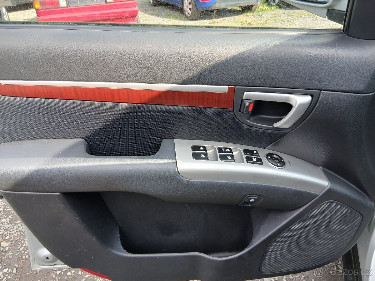 Hyundai Santa Fe, 2.2 CRDi, 4x4 , tažné - 10