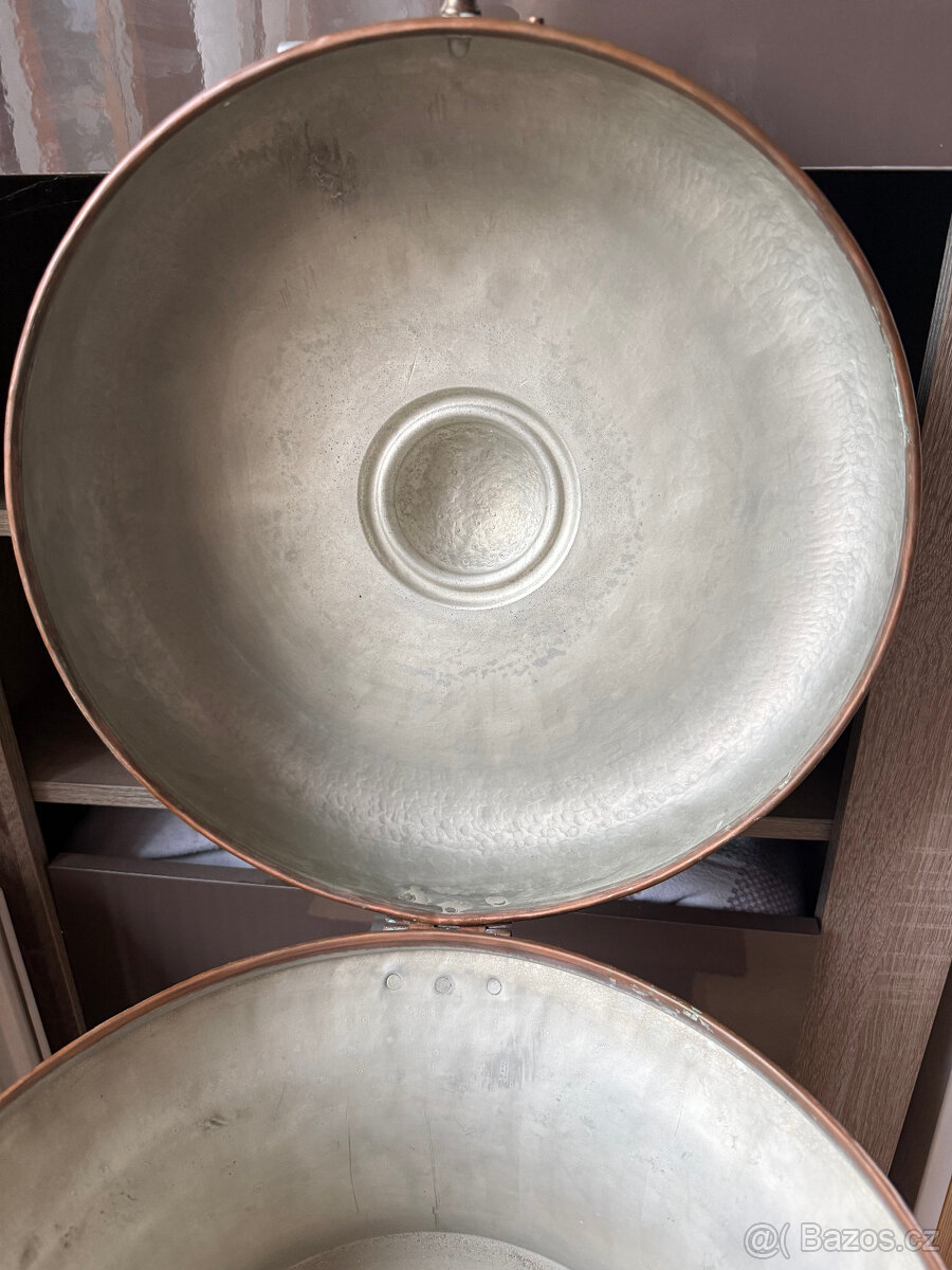 Starožitná měděná nádoba velká - 10