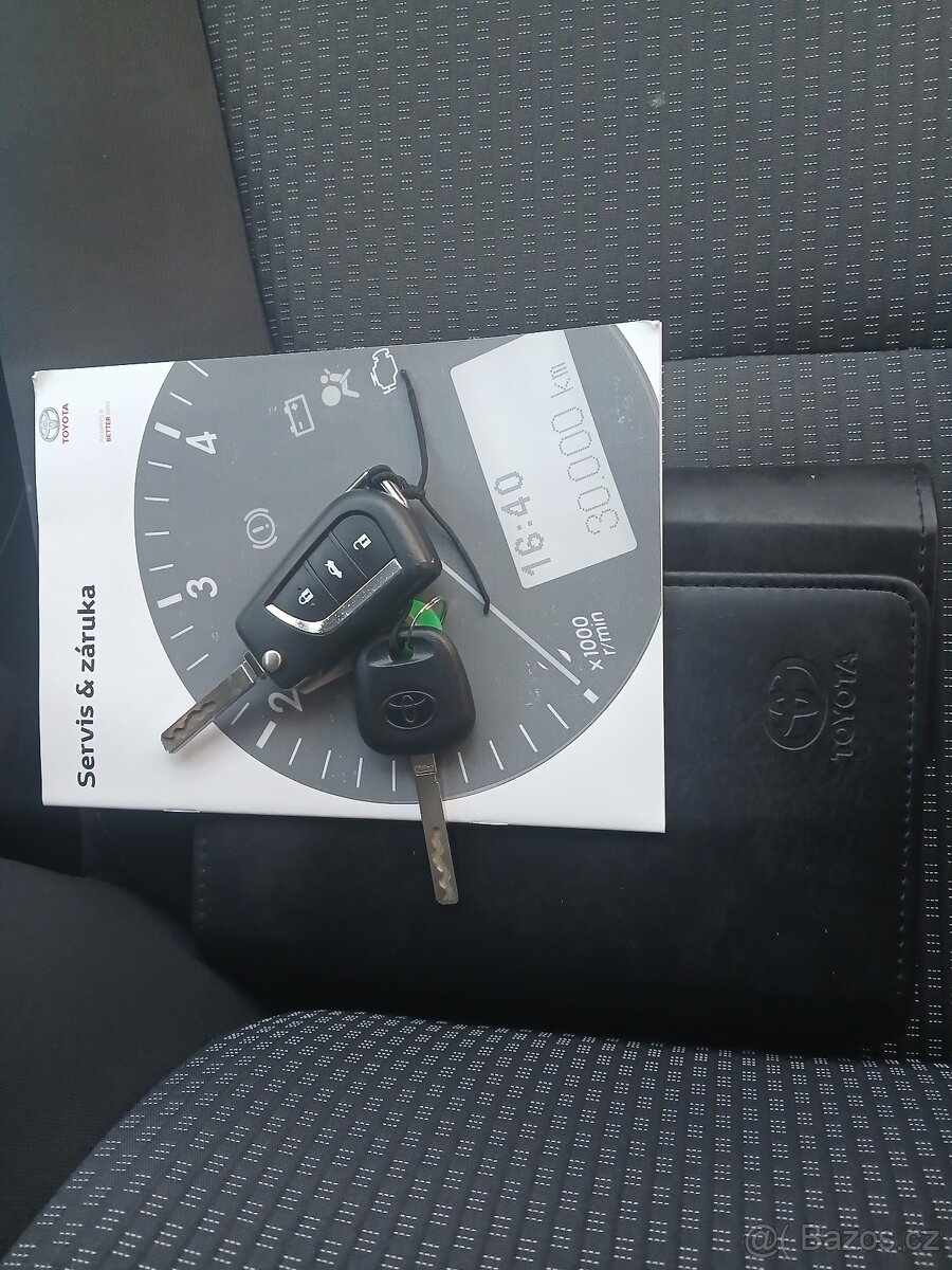 Toyota Verso 1.6i16V 97kW - 10