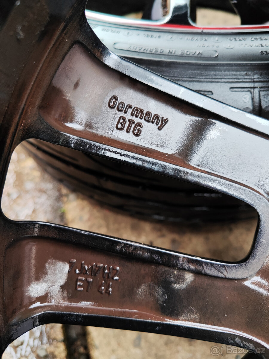 Letní sada Opel Adam Corsa 4x100 r17 Dunlop 215/45/17 - 10