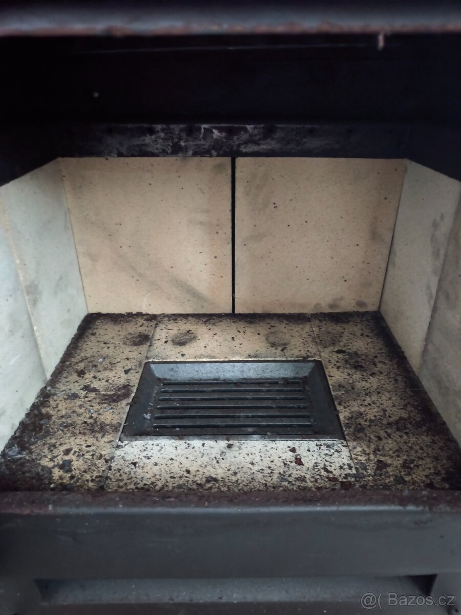 Krbová kamna s výměníkem plus radiátory - 10