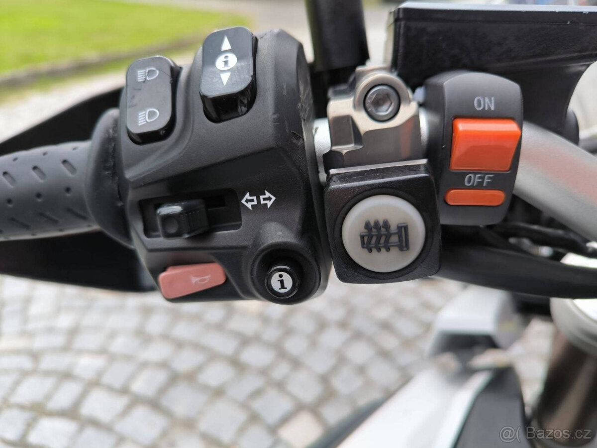 Triumph Tiger Explorer 1200 XC - 10