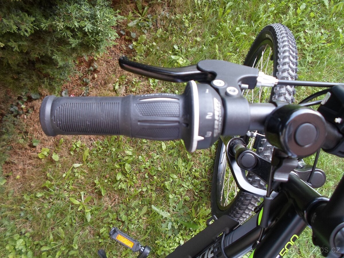 Černé dětské kolo 9-12 let, 24" palců - 10