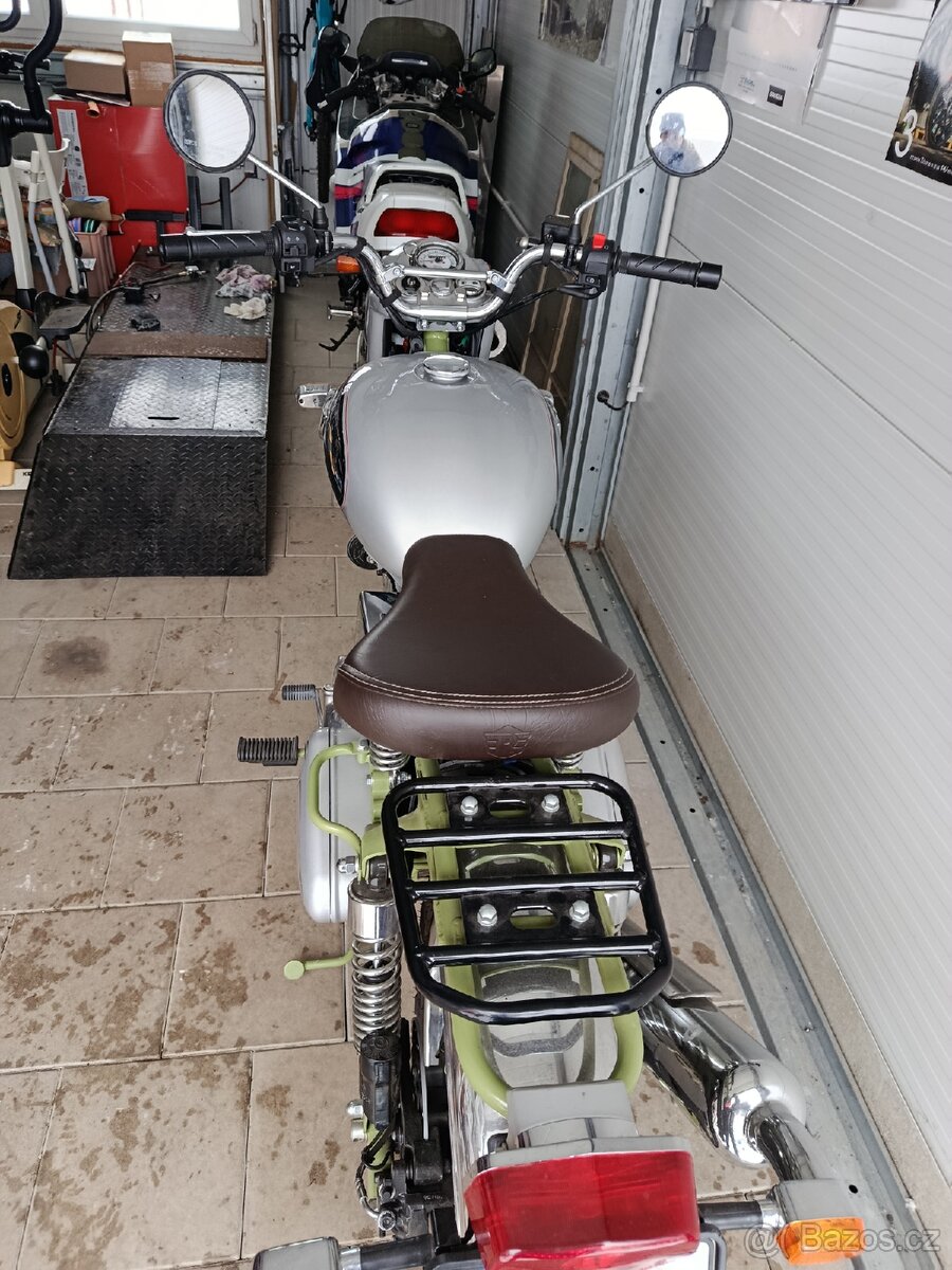 Royal enfield - 10