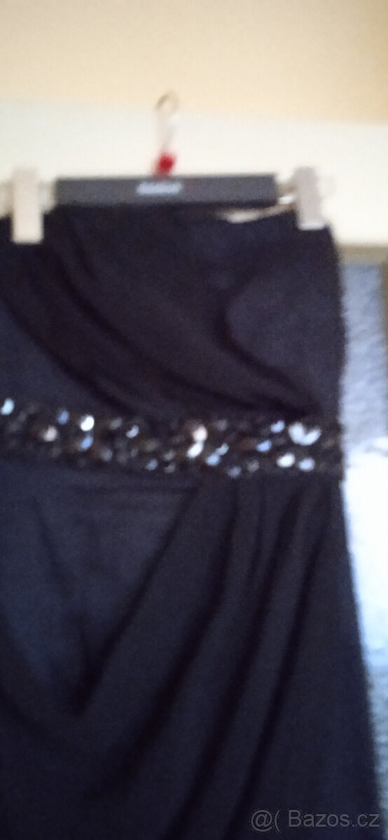 Černé šaty a svetry 6 ks XS/S a M. - 10