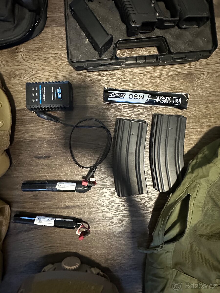 Airsoftová výbava - 10