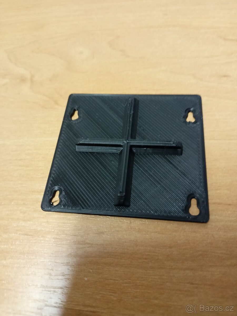 Krytky Pentacon SIX - 10