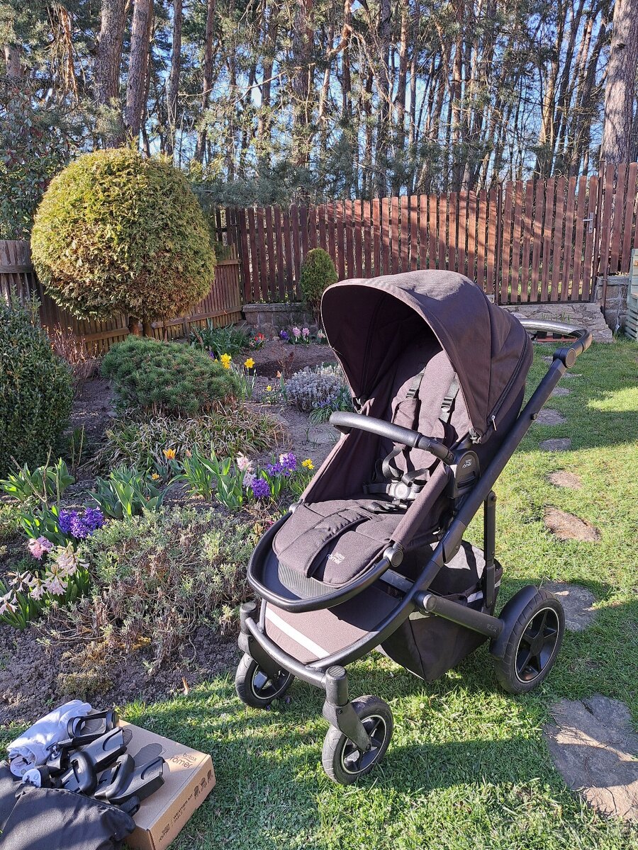 Britax Romer Smile III + autosedačka - 10