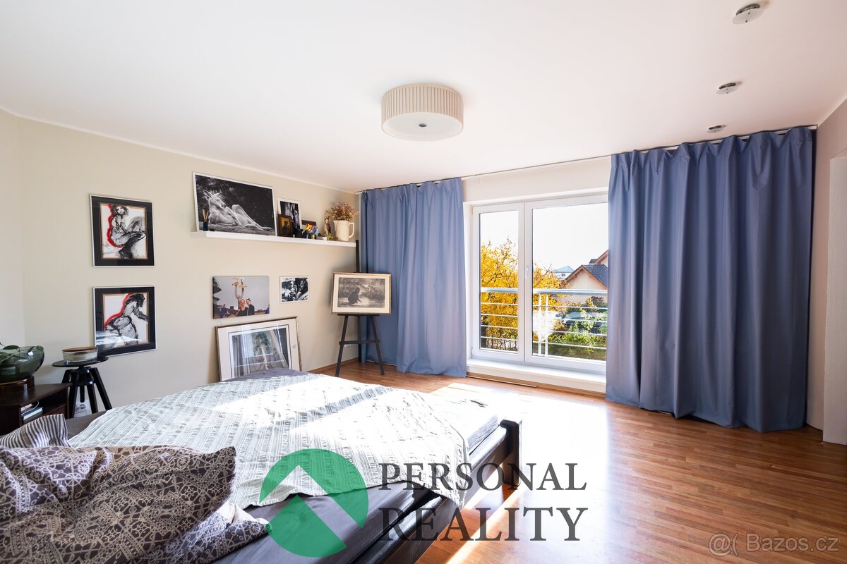 Prodej rodinného domu 6+kk se zahradou a garáží, Mladá Boles - 10