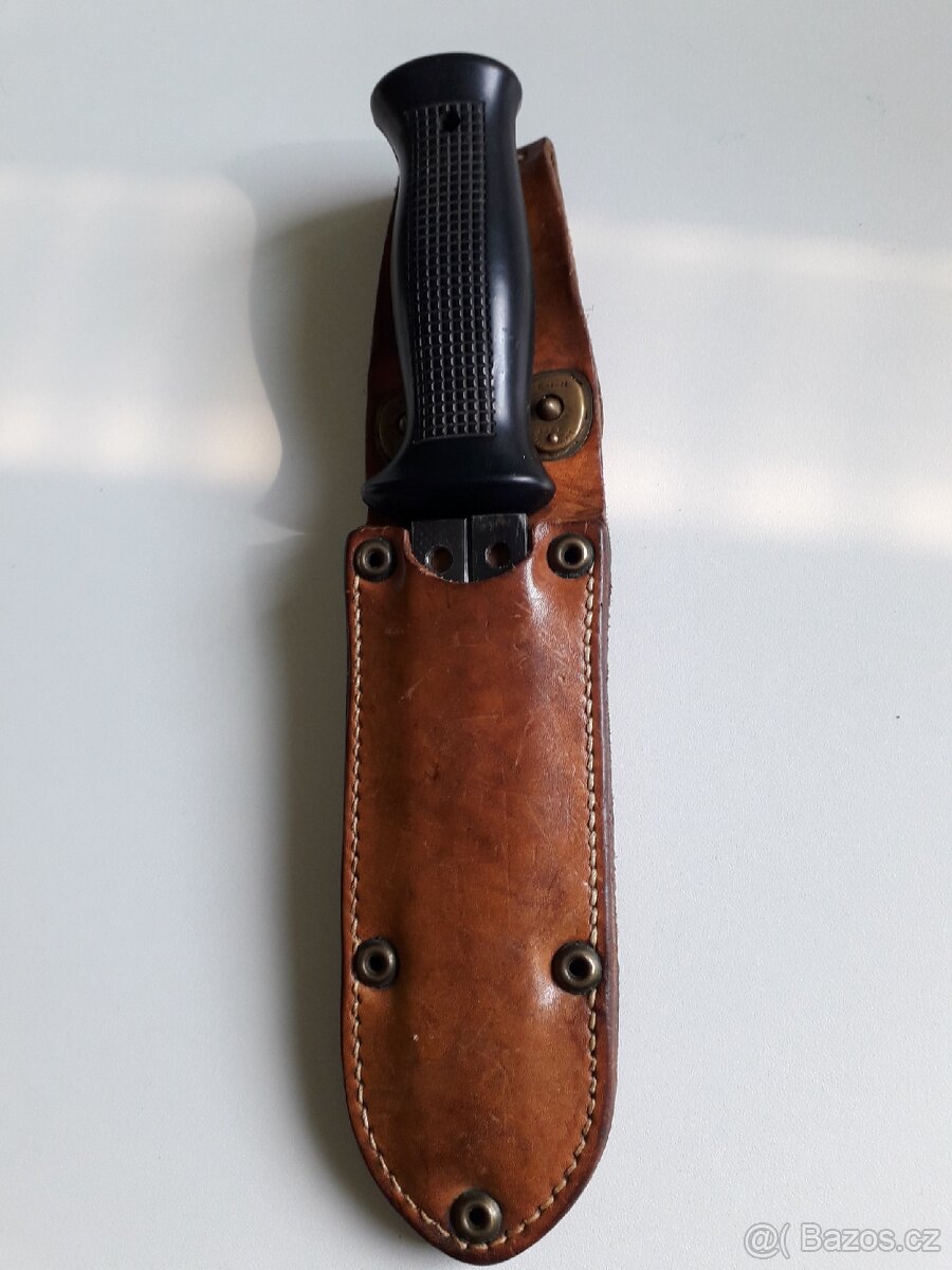 Prodam vojensky uton 0005 krasny stav - 10