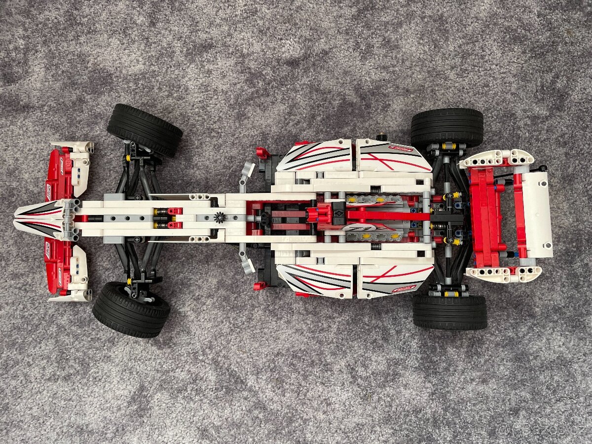 Lego Technic 42000 Grand Prix Racer - 10