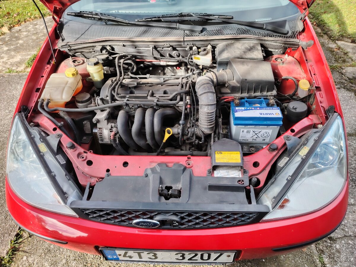 Prodám Ford Focus 1.6 benzín kombi - 10