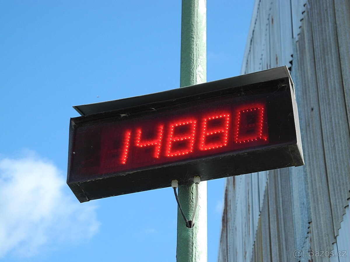 Lesovůz - TRAKTOR TATRA V8 EURO, UNIVERSAL, - 10