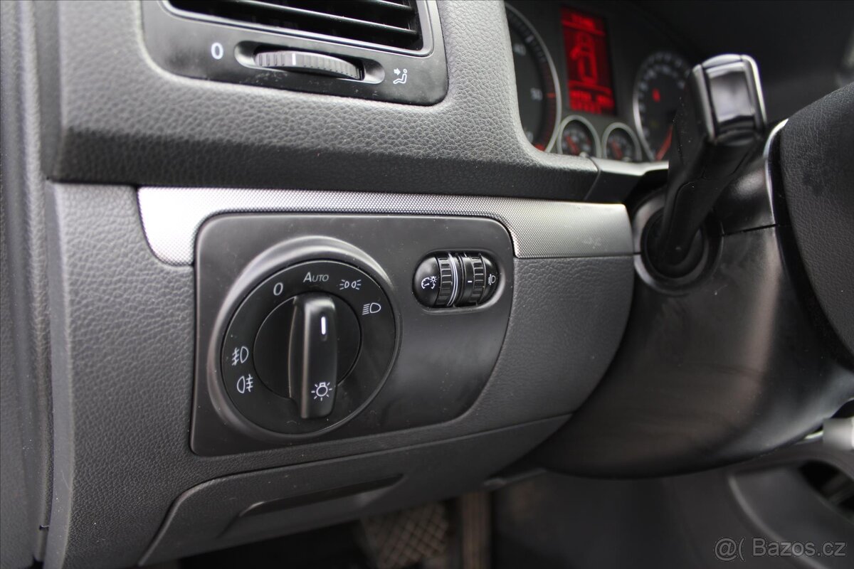 Volkswagen Golf 1.9 TDI 77kW DSG COMFORT (2008) - 10