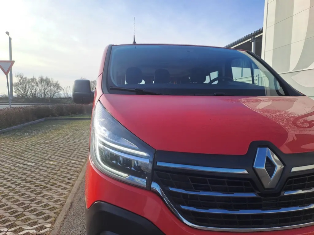 Renault Trafic, 2.0DCI L2 6.MÍSTNÉ DPH PERFEKT 1 - 10