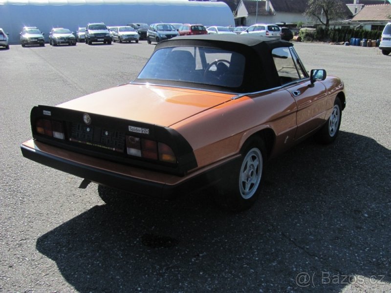 Alfa Romeo 2,0i Spider   r.v. 1984 - 10