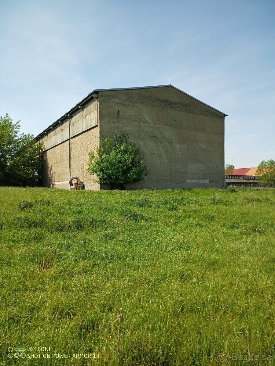 Pronájem/prodej výrobní a skladové haly v Dašicích 2500m2 - 10
