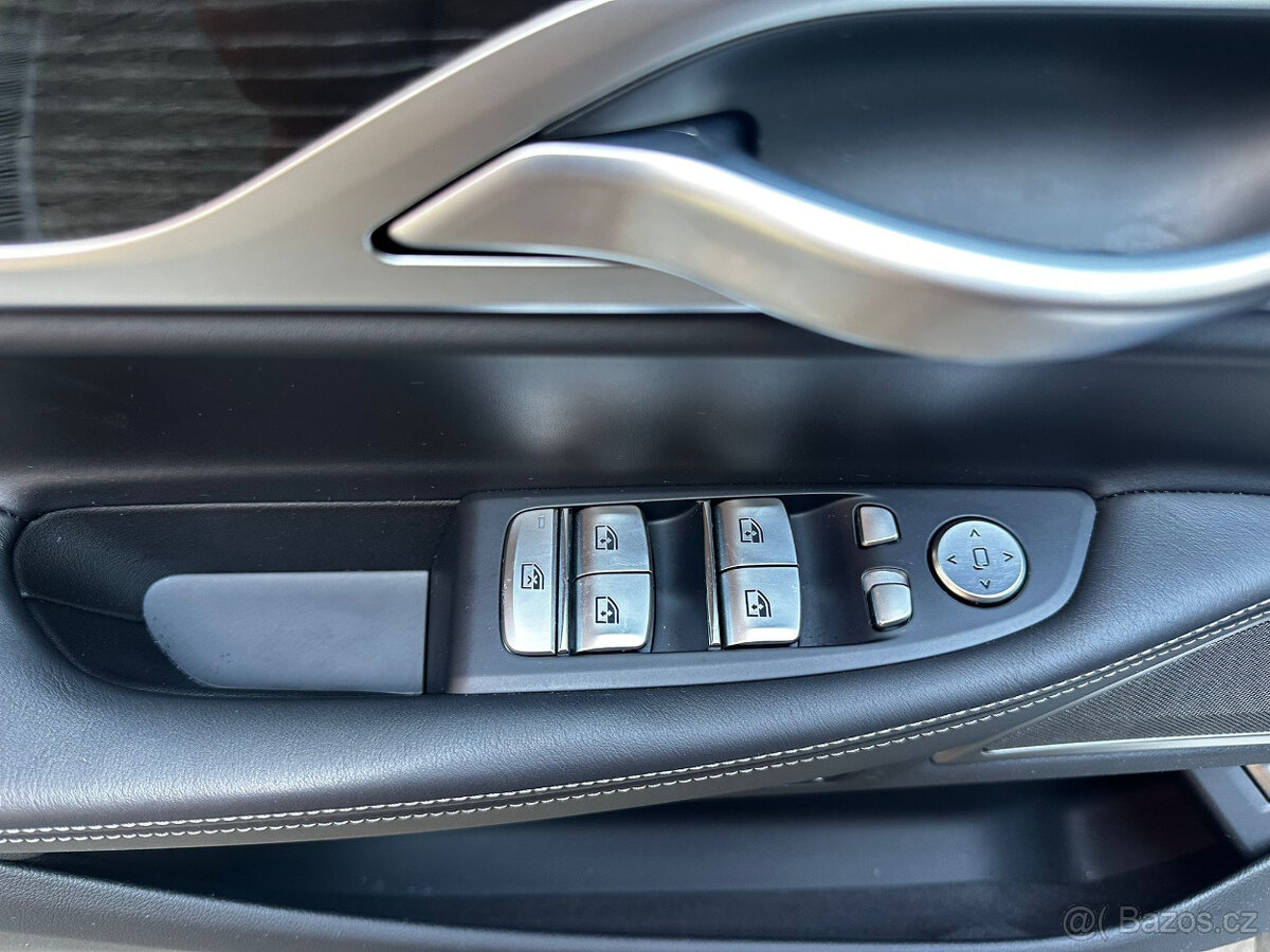 BMW Řada 7 740xd/laser/360°/masáž/ACC/HUD - 10