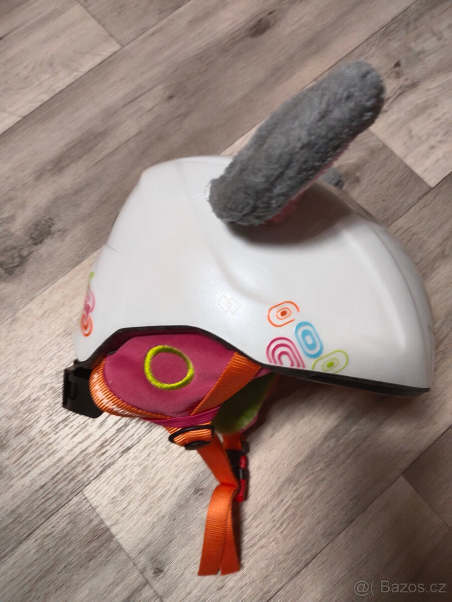 Lední dívčí brusle 33-36+helma . - 10