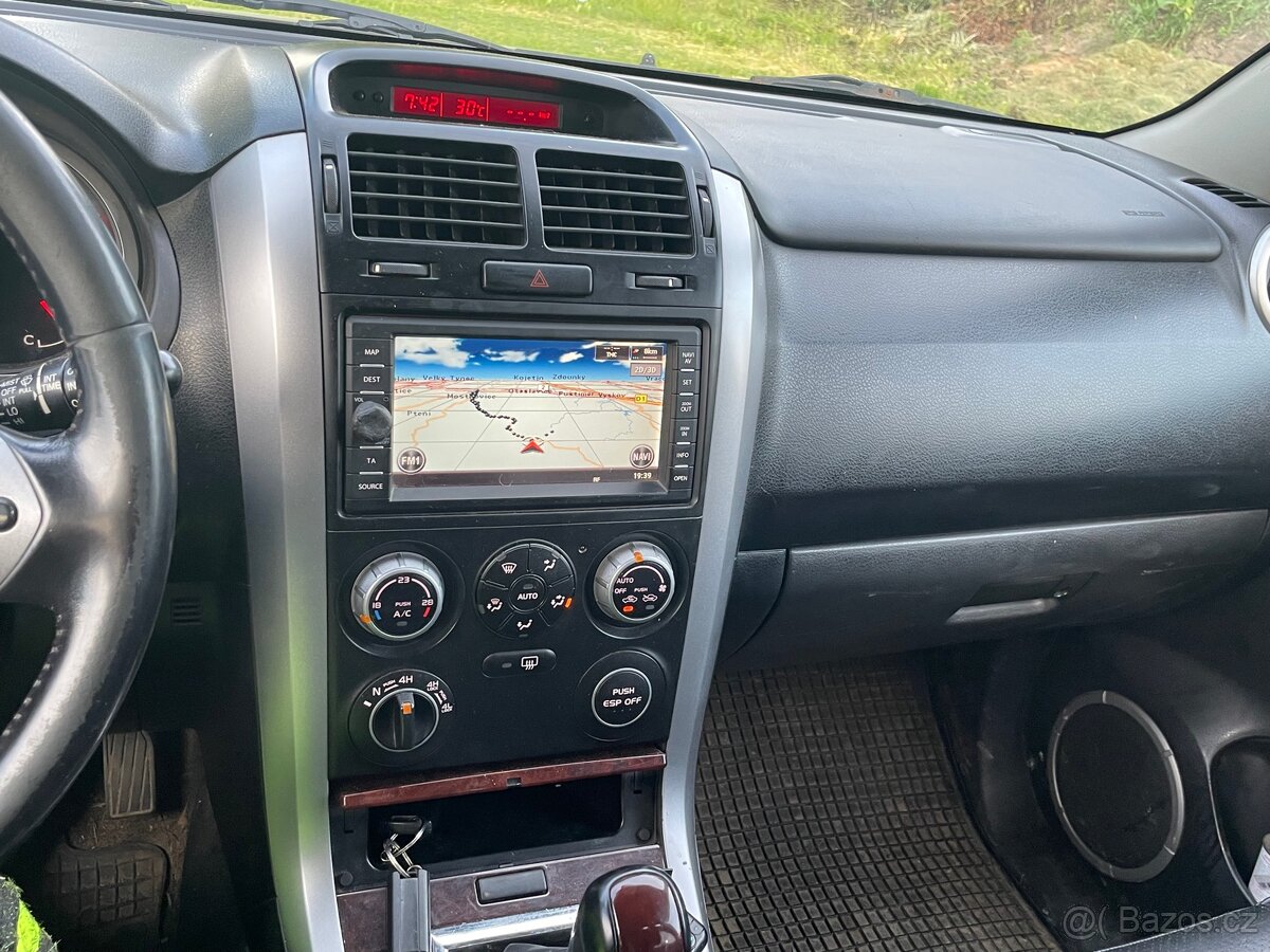 Suzuki grand Vitara - 10