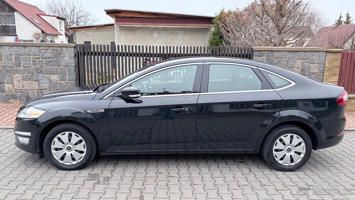 Ford Mondeo 2012 - 10