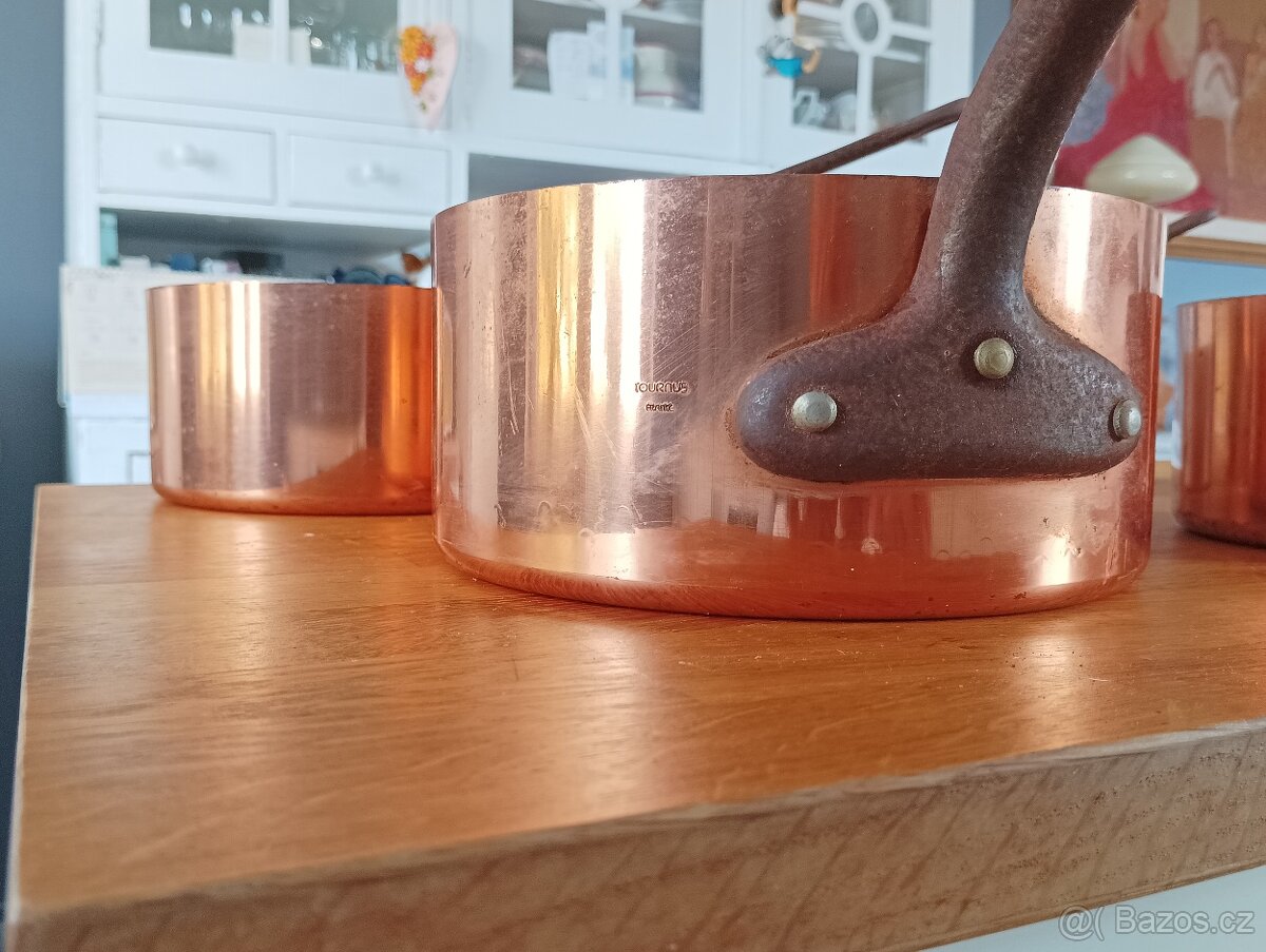 KVALITNÍ MĚDĚNÉ HRNCE TOURNUS FRANCIE 70. LÉTA - 10